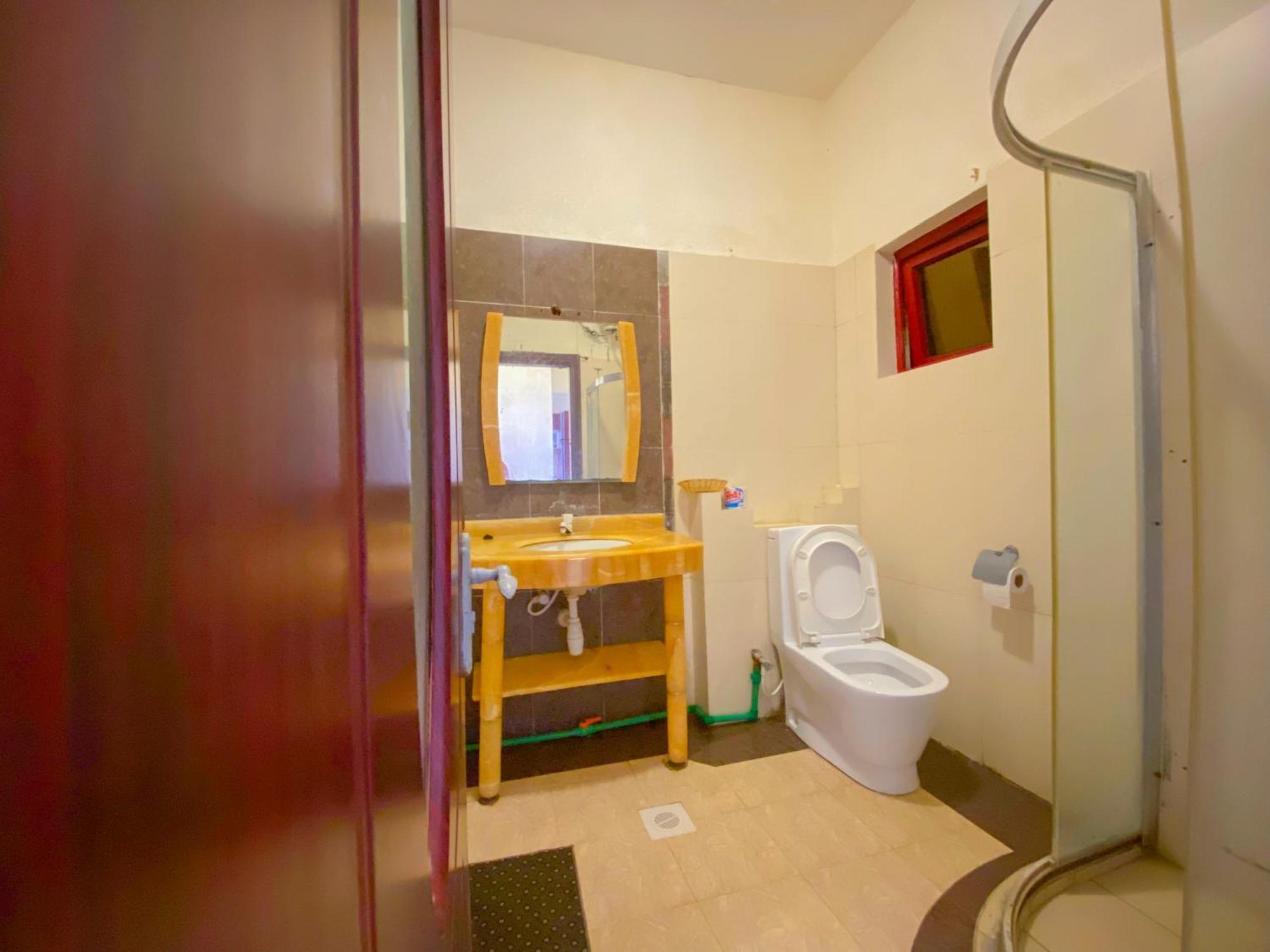 Shanzu Reef Beachfront Apartament *
